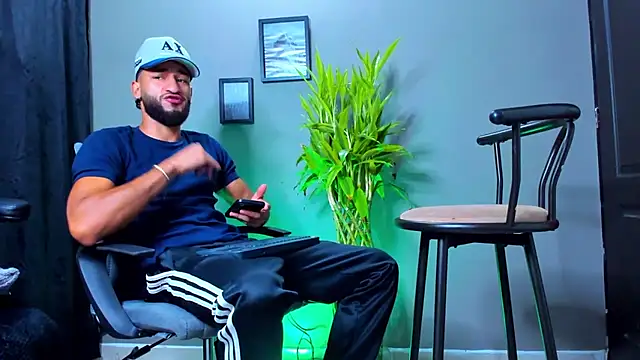 Damian 022 online show from October 27, 2025, 12:17 pm