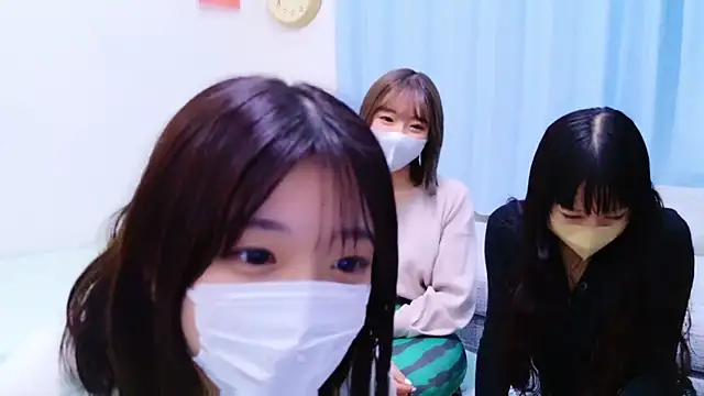 Snapshot of HaruruHappy chatting on January 17, 2025, 2:07 pm HaruruHappy online show from January 17, 2025, 2:07 pm