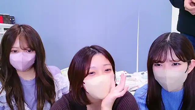 Snapshot of HaruruHappy chatting on December 9, 2024, 4:05 pm HaruruHappy online show from December 9, 2024, 4:05 pm