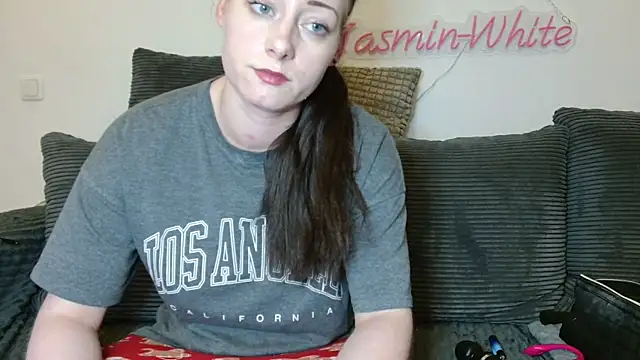 Jasmin-White online show from March 30, 2026, 6:53 pm