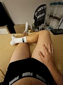 Lion132233 online show from September 8, 2025, 8:41 pm