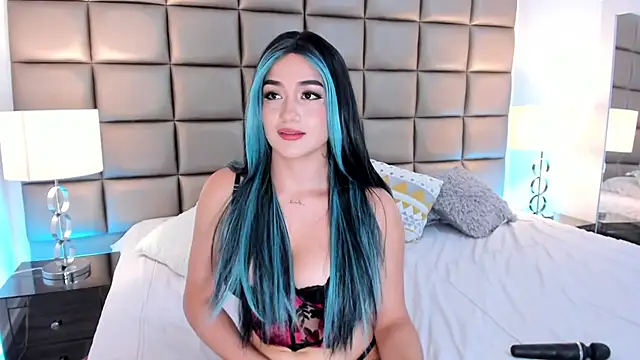 Snapshot of AnnyHizzle chatting on February 28, 2025, 3:15 am AnnyHizzle online show from February 28, 2025, 3:15 am