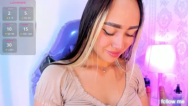 liaa 18 online show from November 14, 2025, 3:54 am