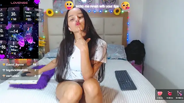 valentina hearts online show from January 13, 2025, 4:28 am