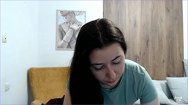 VioletaFlower7 online show from June 20, 2026, 7:35 am