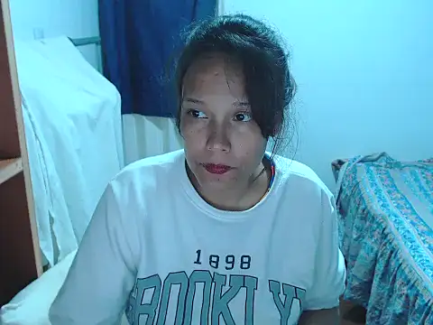 home vlak online show from April 10, 2026, 12:28 am