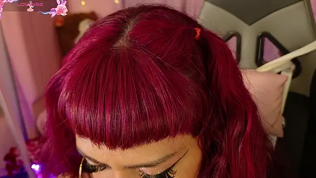 zoesullivan online show from March 27, 2026, 10:49 am