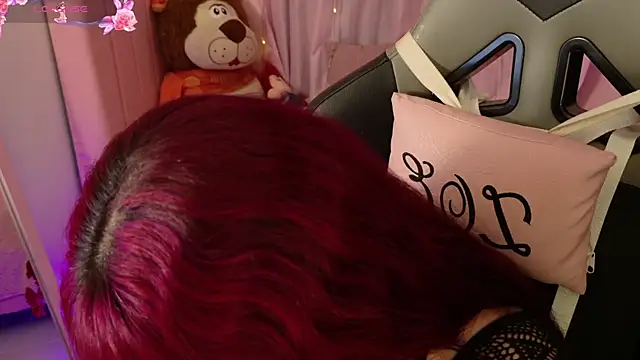 zoesullivan online show from April 24, 2026, 9:55 am