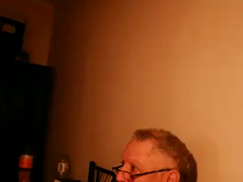 Snapshot of 100Tauros chatting on October 11, 2025, 6:25 am 100Tauros online show from October 11, 2025, 6:25 am