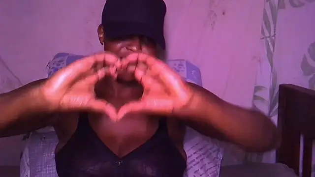 Snapshot of Hot_Caro chatting on May 11, 2026, 4:04 pm Hot Caro online show from May 11, 2026, 4:04 pm