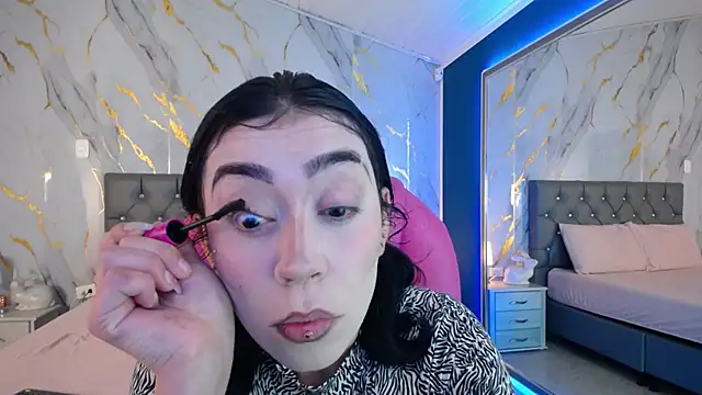 Snapshot of Julieta_De_Los_Angeles chatting on February 21, 2025, 3:56 am Julieta De Los Angeles online show from February 21, 2025, 3:56 am