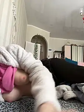 Romsticks online show from February 23, 2025, 11:11 am