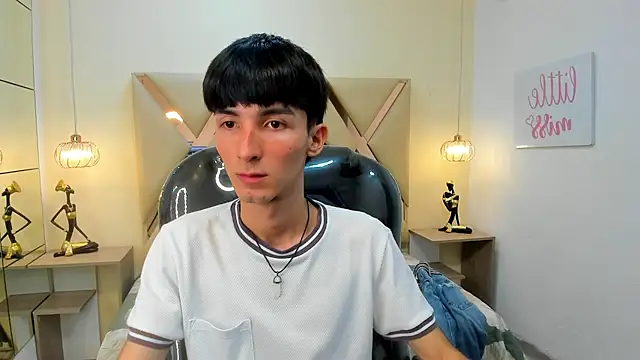 Snapshot of Jake_evans chatting on December 19, 2025, 7:38 pm Jake evans online show from December 19, 2025, 7:38 pm