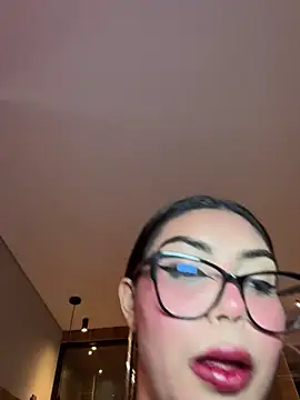 zui lu online show from October 13, 2025, 3:08 am