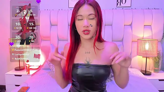 SkinnyFoxy online show from March 10, 2026, 8:46 pm