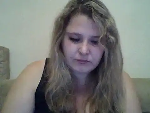 Snapshot of ParisMimi chatting on November 21, 2025, 10:25 am ParisMimi online show from November 21, 2025, 10:25 am