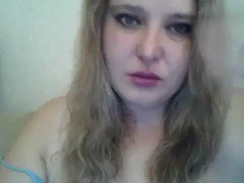 Snapshot of ParisMimi chatting on October 14, 2025, 7:42 am ParisMimi online show from October 14, 2025, 7:42 am