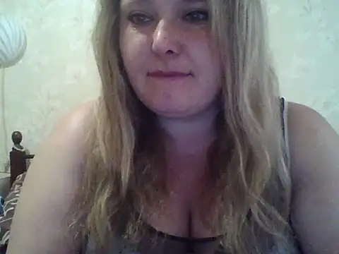 ParisMimi online show from April 26, 2026, 6:43 am