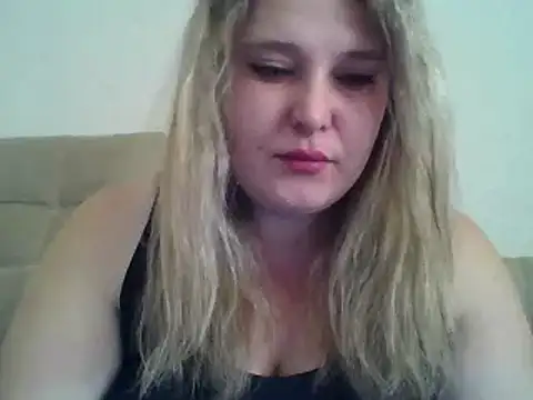 Snapshot of ParisMimi chatting on November 14, 2025, 7:12 am ParisMimi online show from November 14, 2025, 7:12 am