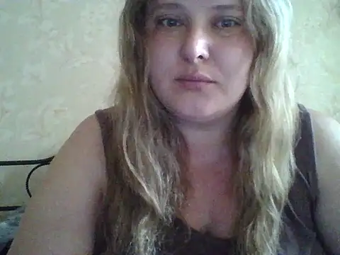 Snapshot of ParisMimi chatting on May 20, 2026, 7:38 am ParisMimi online show from May 20, 2026, 7:38 am
