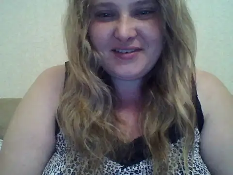 Snapshot of ParisMimi chatting on June 7, 2026, 8:58 pm ParisMimi online show from June 7, 2026, 8:58 pm
