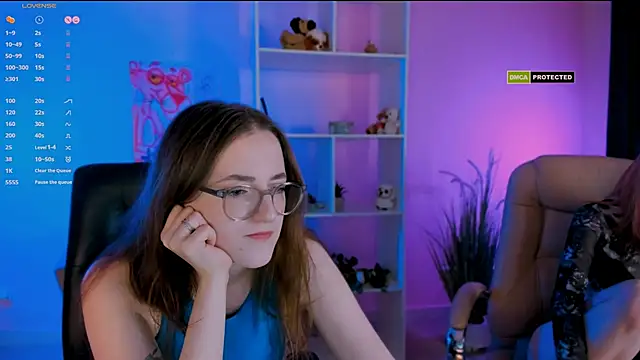 liana kisses online show from February 8, 2025, 8:32 pm