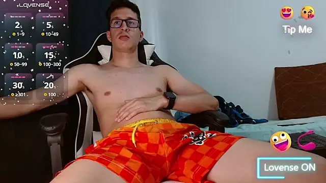 Snapshot of Jhonny_hot_s chatting on September 17, 2025, 7:27 pm Jhonny hot s online show from September 17, 2025, 7:27 pm