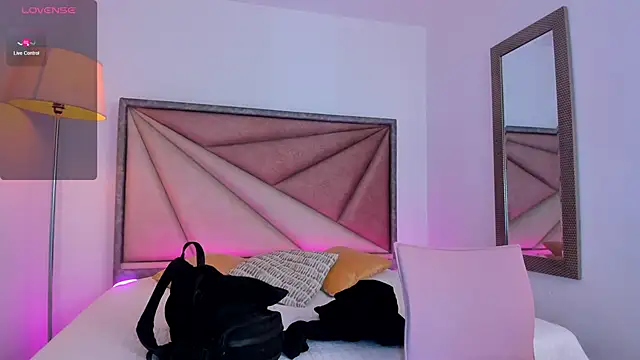 BarbaraKnox  online show from October 19, 2025, 12:13 am