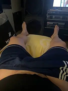 Snapshot of MatthewEmme chatting on October 23, 2025, 10:30 pm MatthewEmme online show from October 23, 2025, 10:30 pm