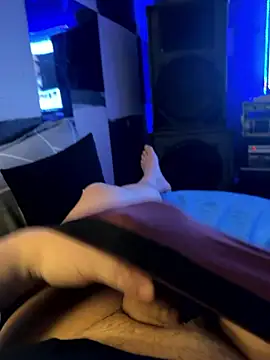 Snapshot of MatthewEmme chatting on January 10, 2026, 11:55 pm MatthewEmme online show from January 10, 2026, 11:55 pm