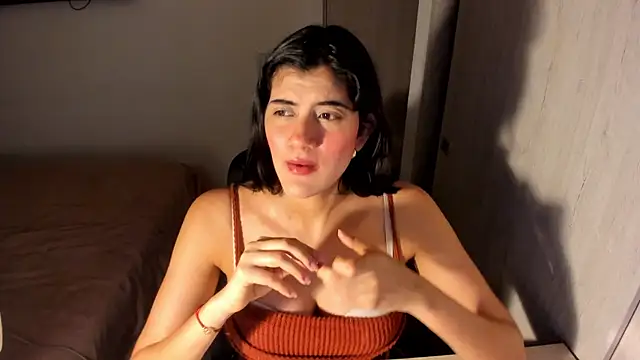 misstoya online show from June 1, 2026, 3:29 am