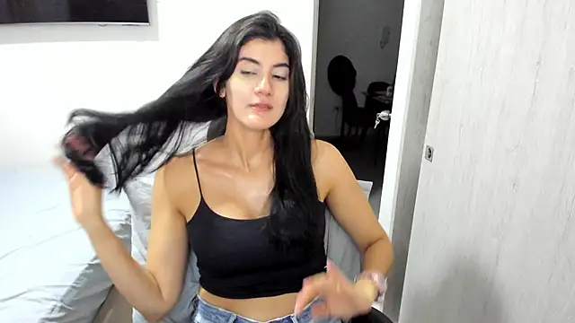 misstoya online show from November 26, 2025, 2:11 am