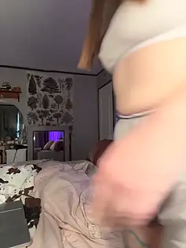 Sweetdee222x online show from December 15, 2025, 11:10 pm