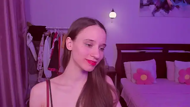 Snapshot of StaceySunny chatting on February 25, 2026, 5:13 pm StaceySunny online show from February 25, 2026, 5:13 pm