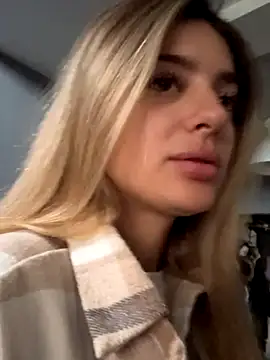 Jasmine urPrincess online show from October 12, 2025, 6:37 am