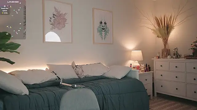 Aniiehottie online show from February 23, 2026, 2:17 pm