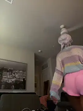 Snapshot of goldbuni chatting on November 7, 2025, 12:53 pm goldbuni online show from November 7, 2025, 12:53 pm