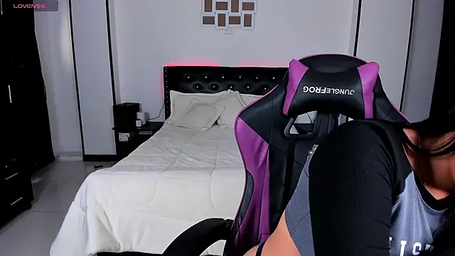 Snapshot of Meghan_As chatting on November 25, 2025, 1:55 pm Meghan As online show from November 25, 2025, 1:55 pm