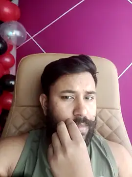 Snapshot of zakly69 chatting on May 7, 2026, 7:56 am zakly69 online show from May 7, 2026, 7:56 am