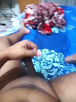 Snapshot of zakly69 chatting on October 7, 2025, 8:32 pm zakly69 online show from October 7, 2025, 8:32 pm