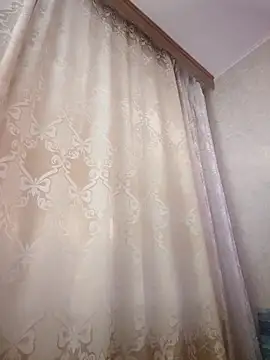 Snapshot of Miss_Mia_5 chatting on November 21, 2025, 4:28 pm Miss Mia 5 online show from November 21, 2025, 4:28 pm