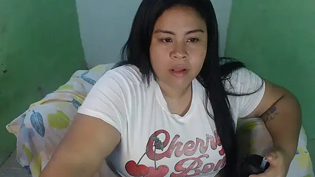 nikky2025 online show from March 18, 2025, 10:15 pm