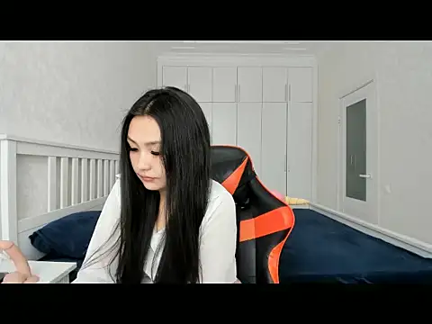 Missykitty01 online show from November 7, 2025, 7:35 am