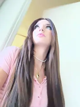 18petitewhitegirl online show from February 21, 2025, 7:43 pm