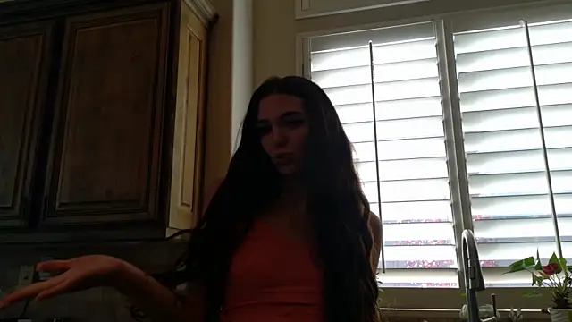 18petitewhitegirl online show from December 6, 2024, 9:18 pm