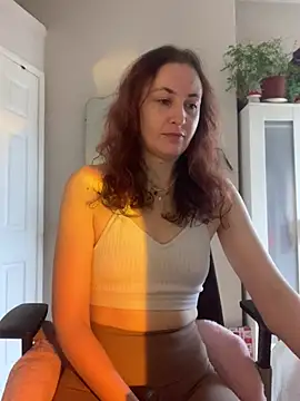 Snapshot of Littlelolo60 chatting on February 28, 2025, 9:47 am Littlelolo60 online show from February 28, 2025, 9:47 am