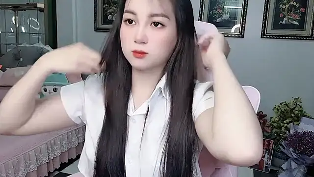 Snapshot of _Nana_20 chatting on October 22, 2025, 1:43 pm Nana 20 online show from October 22, 2025, 1:43 pm