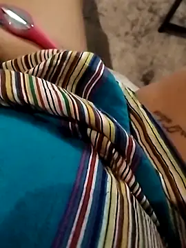 Snapshot of MarochienneAnissa chatting on February 28, 2026, 12:54 am MarochienneAnissa online show from February 28, 2026, 12:54 am