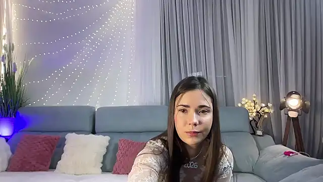 Mika Miller online show from January 6, 2026, 9:41 pm