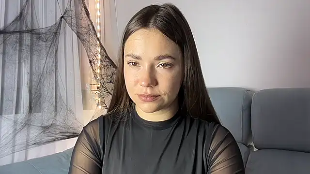 Snapshot of Mika_Miller chatting on October 29, 2025, 10:42 pm Mika Miller online show from October 29, 2025, 10:42 pm